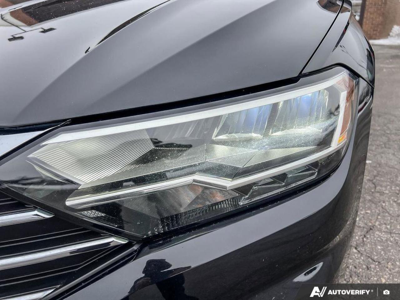 2019 Volkswagen Jetta LEATHER   MOONROOF   AUTOMATIC Photo