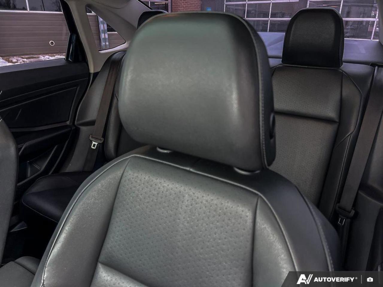2019 Volkswagen Jetta LEATHER   MOONROOF   AUTOMATIC Photo
