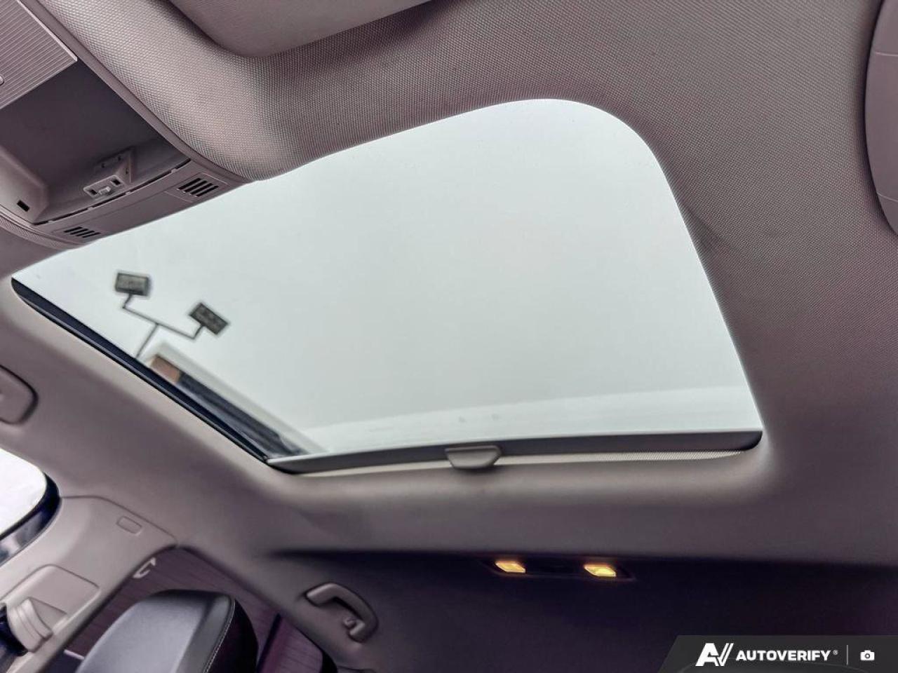 2019 Volkswagen Jetta LEATHER   MOONROOF   AUTOMATIC Photo
