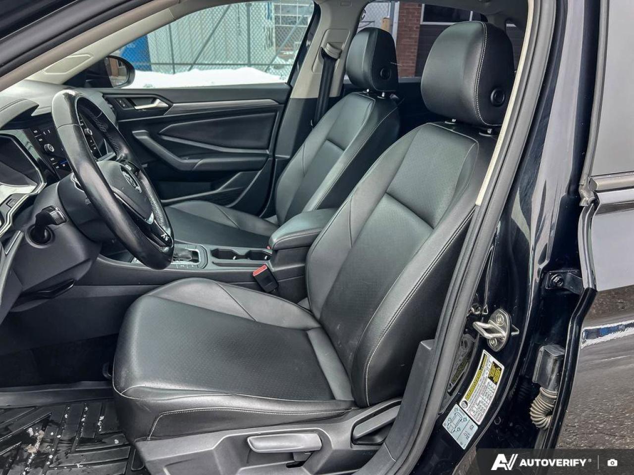 2019 Volkswagen Jetta LEATHER   MOONROOF   AUTOMATIC Photo