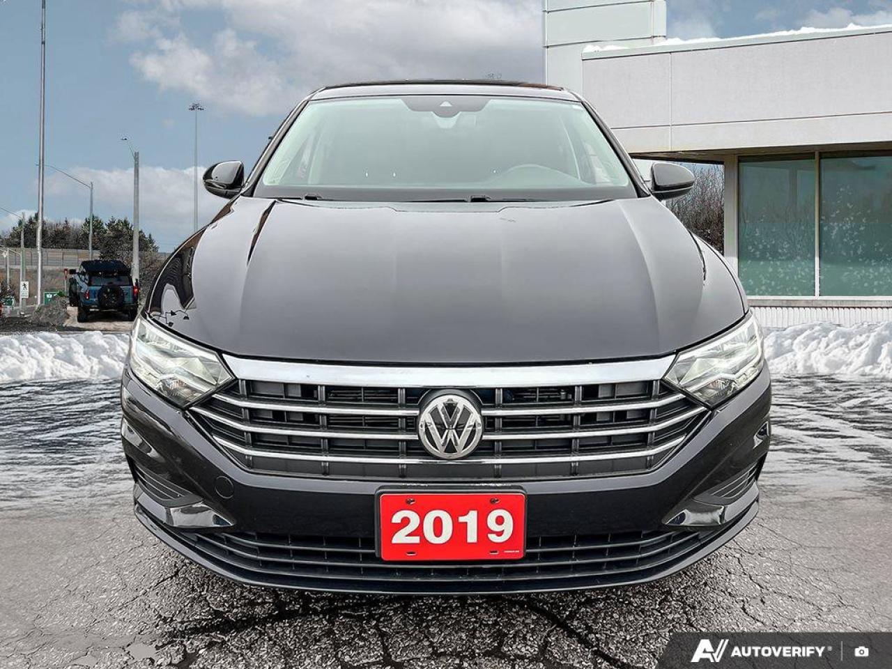2019 Volkswagen Jetta LEATHER   MOONROOF   AUTOMATIC Photo2