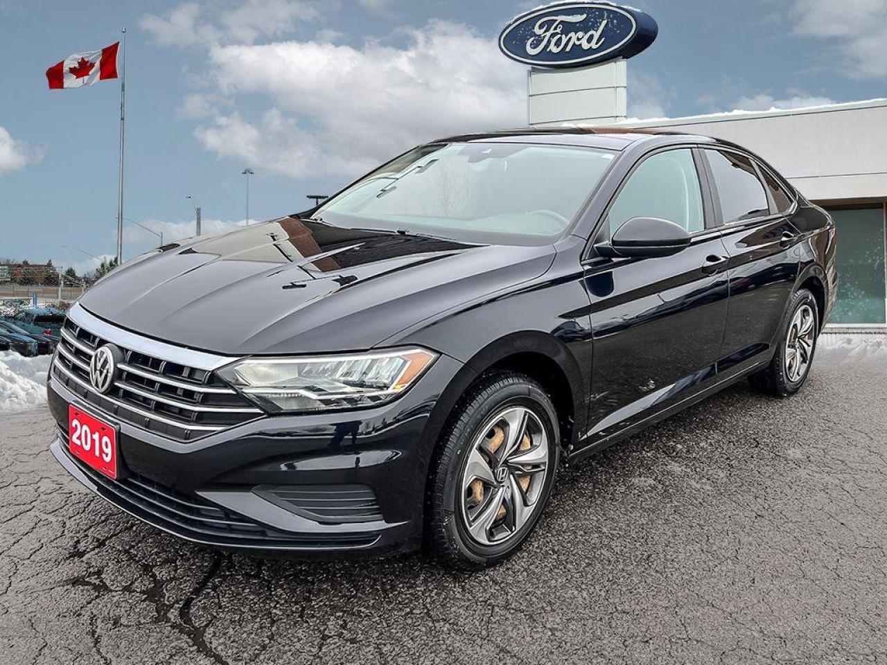 2019 Volkswagen Jetta LEATHER   MOONROOF   AUTOMATIC Photo