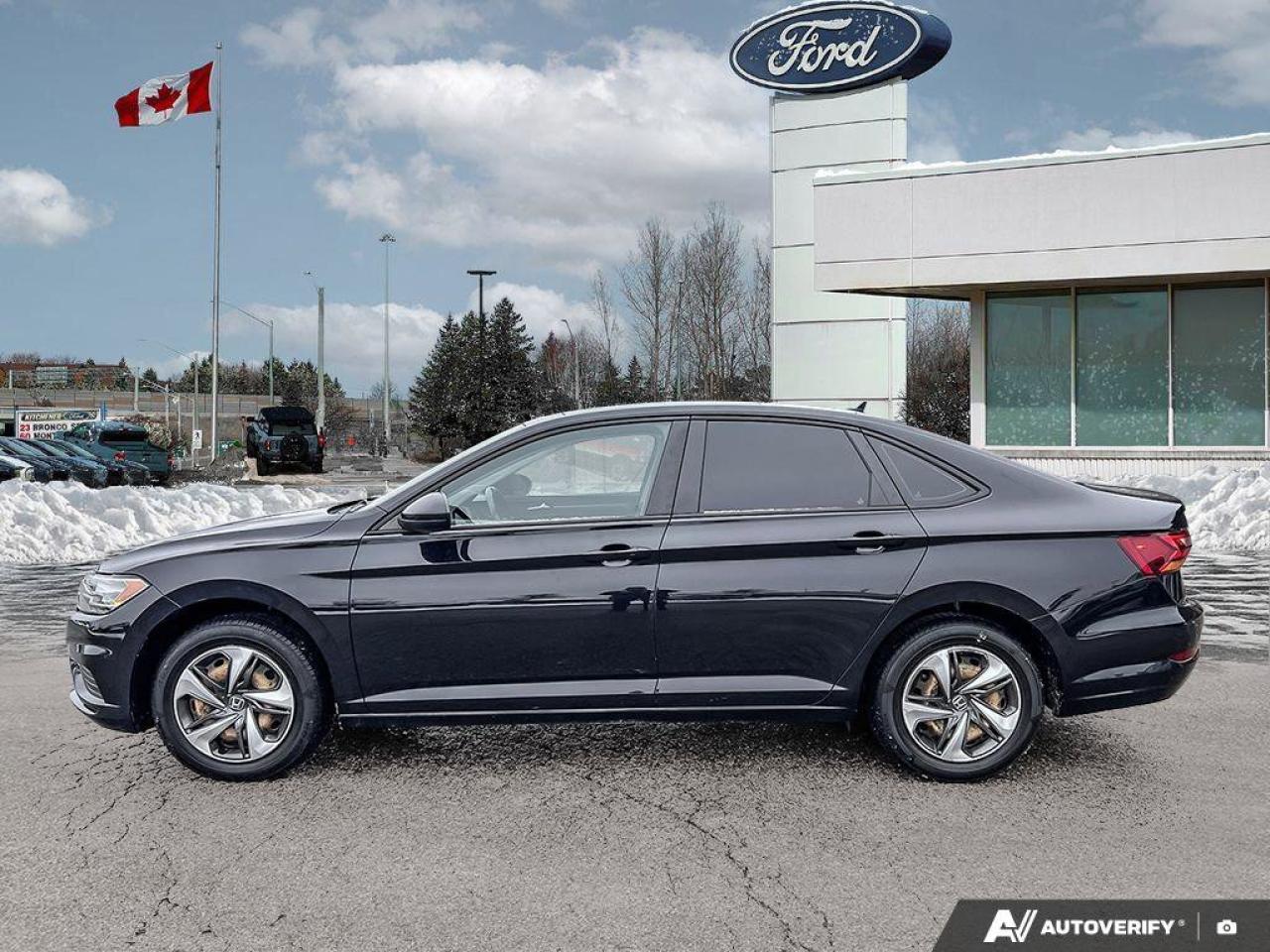 2019 Volkswagen Jetta LEATHER   MOONROOF   AUTOMATIC Photo