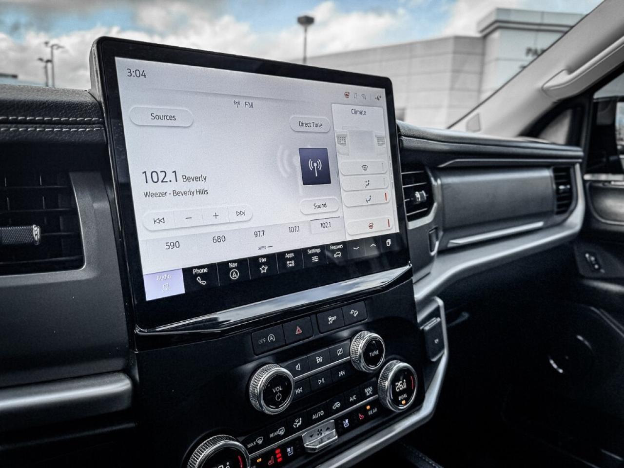 2023 Ford Expedition XLT   12 DISPLAY   PANO ROOF   REMOTE START   BLIN Photo