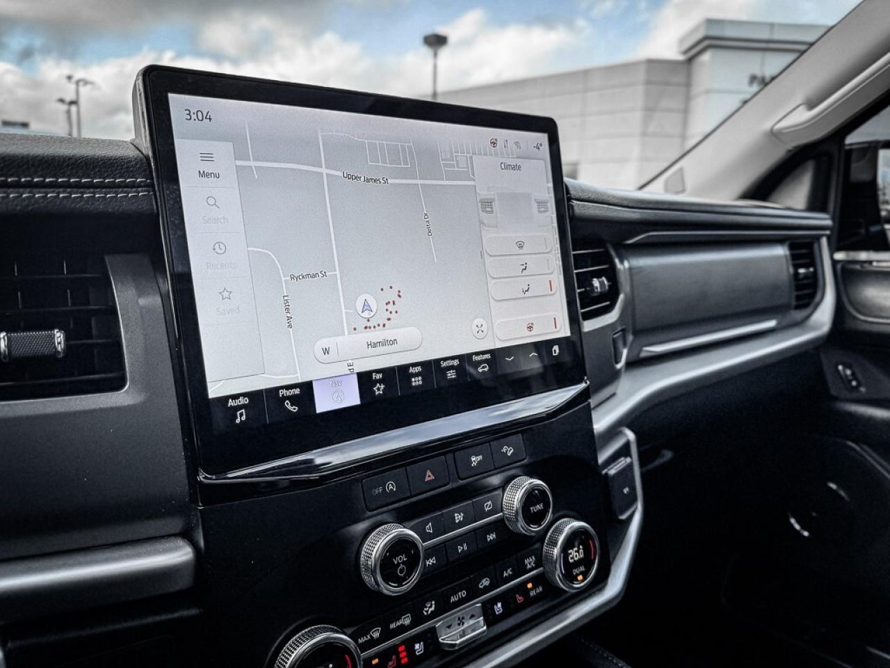 2023 Ford Expedition XLT   12 DISPLAY   PANO ROOF   REMOTE START   BLIN Photo