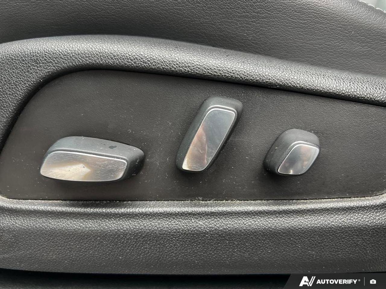 2023 Cadillac XT5 AWD Premium Luxury   ONE OWNER   MOONROOF   LTHR Photo