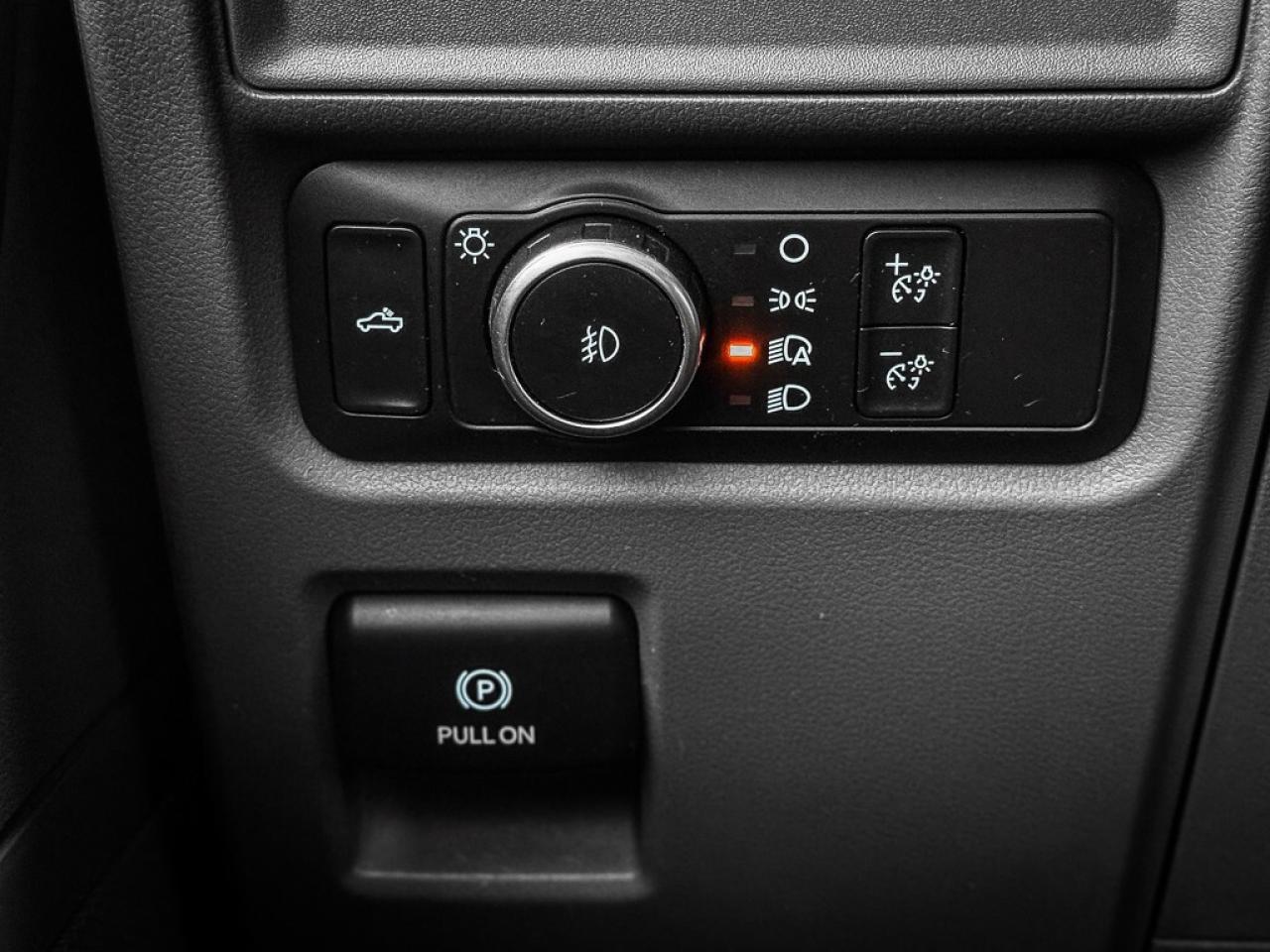 2022 Ford F-150 XLT   SUPERCREW   V6   BLINDSPOT   LANE KEEP Photo