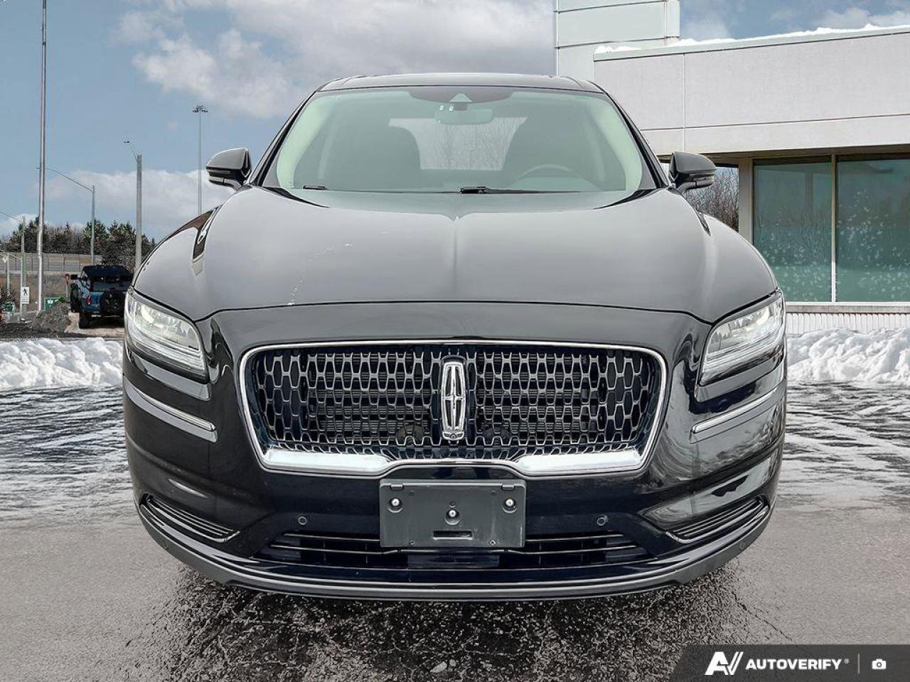 2023 Lincoln Nautilus Reserve   ONE OWNER   2.7L V6   UTILITY PKG ONE OW Photo2