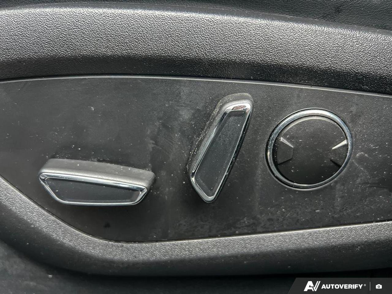 2023 Lincoln Nautilus Reserve   ONE OWNER   2.7L V6   UTILITY PKG Photo