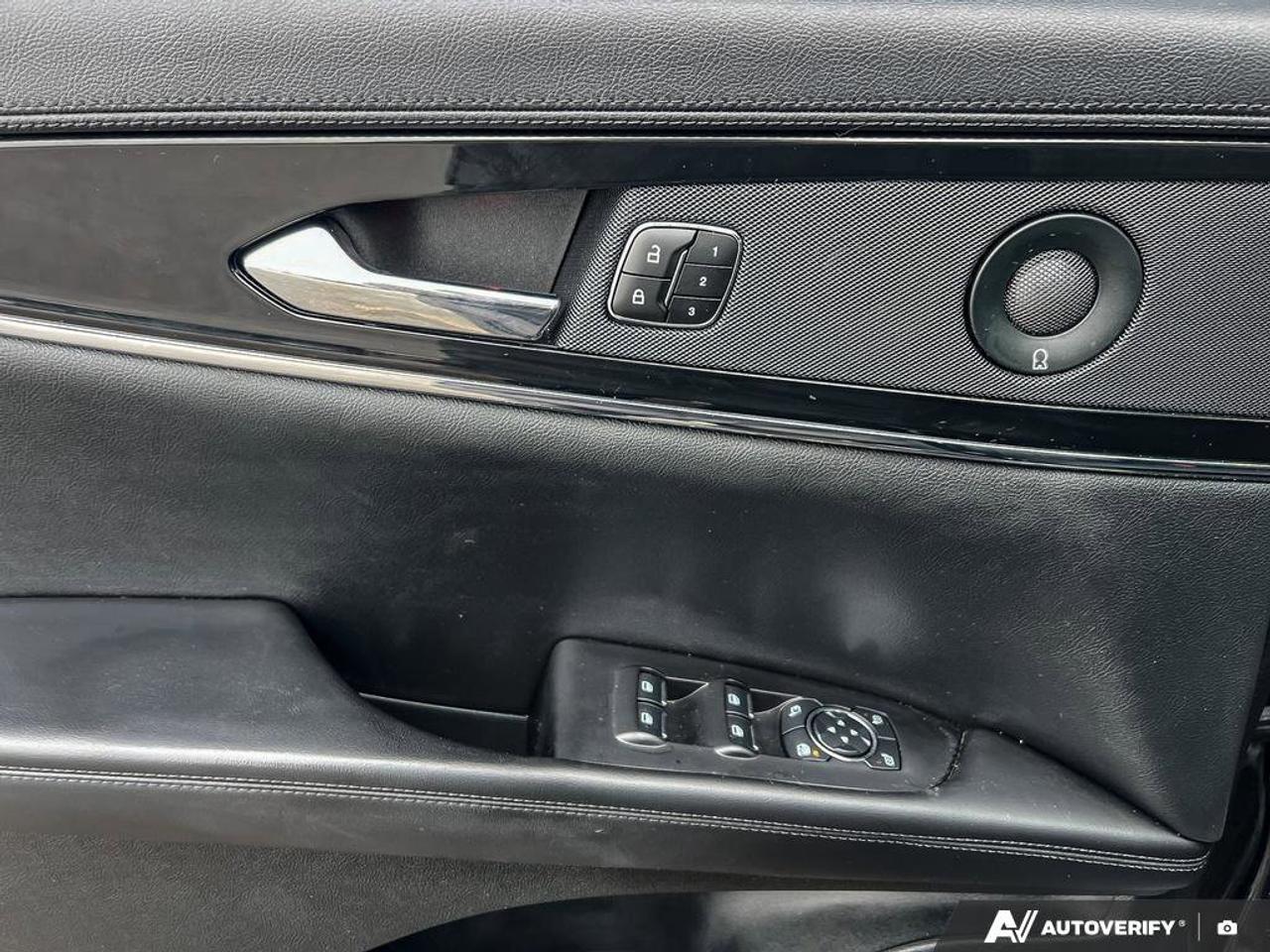 2023 Lincoln Nautilus Reserve   ONE OWNER   2.7L V6   UTILITY PKG Photo