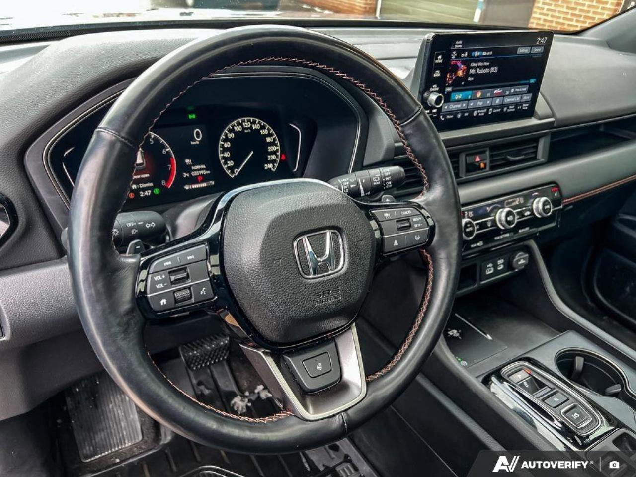 2024 Honda Pilot ONE OWNER   LEATHER   MOONROOF Photo