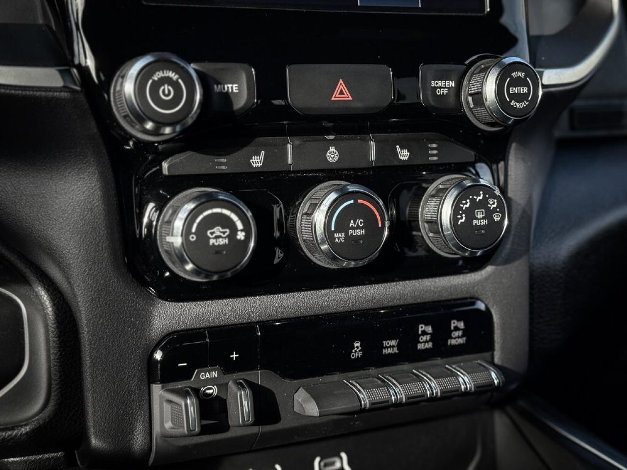 2025 RAM 2500 Big Horn   CREW   HEMI   LEVEL 2   ALPINE AUDIO Photo