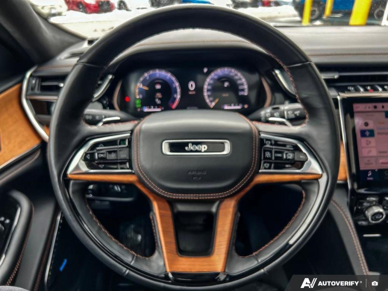 2022 Jeep Grand Cherokee MOONROOF   NAV   MASSAGE SEATS Photo