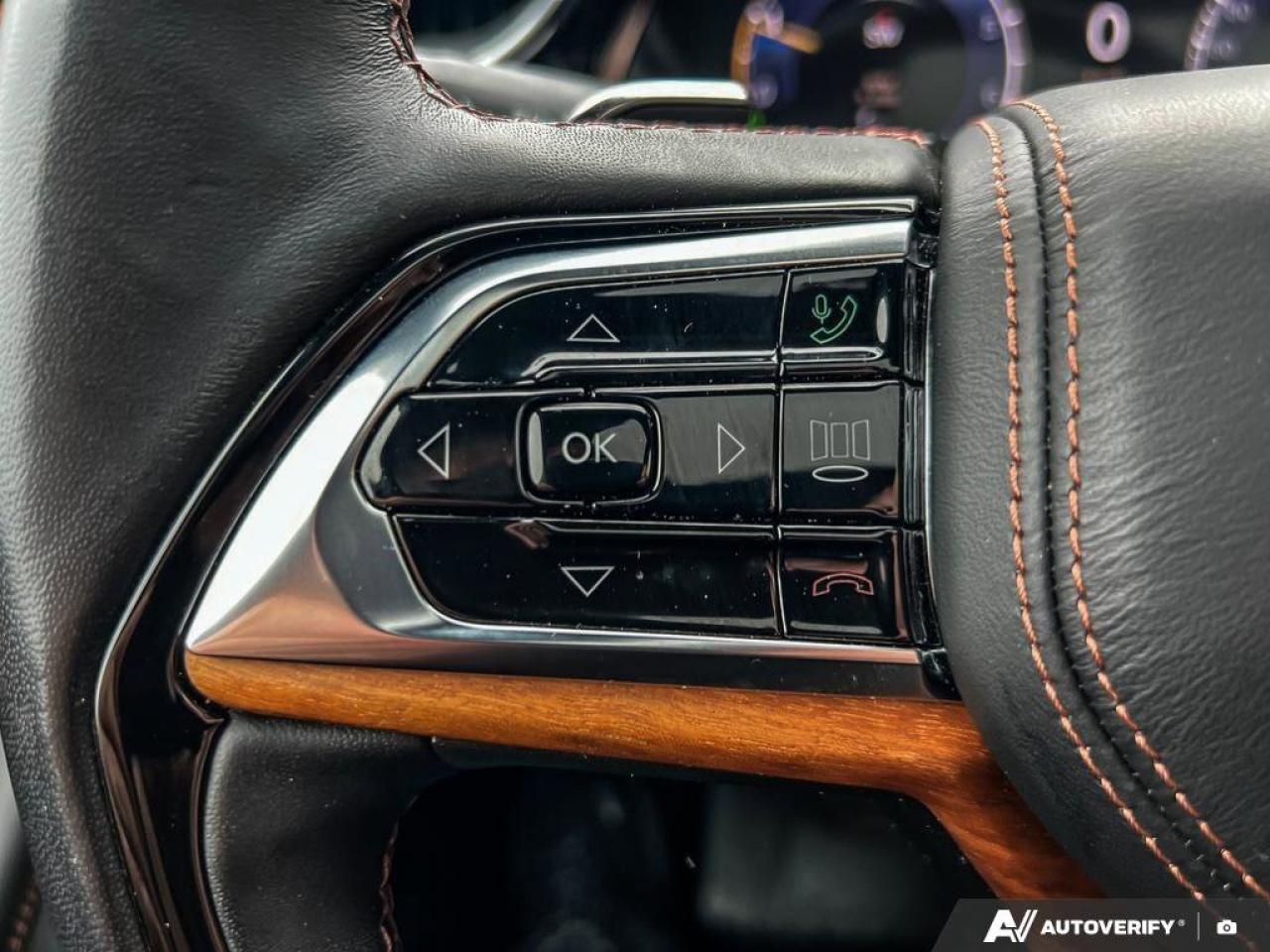 2022 Jeep Grand Cherokee MOONROOF   NAV   MASSAGE SEATS Photo