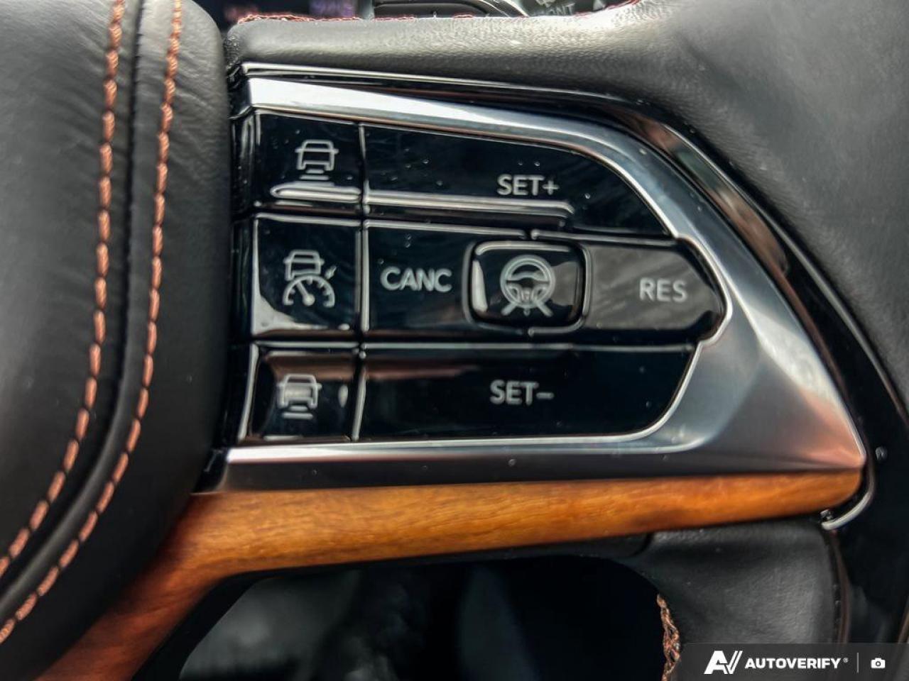 2022 Jeep Grand Cherokee MOONROOF   NAV   MASSAGE SEATS Photo