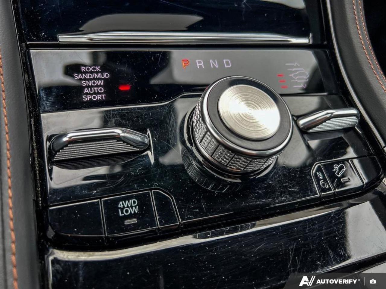 2022 Jeep Grand Cherokee MOONROOF   NAV   MASSAGE SEATS Photo