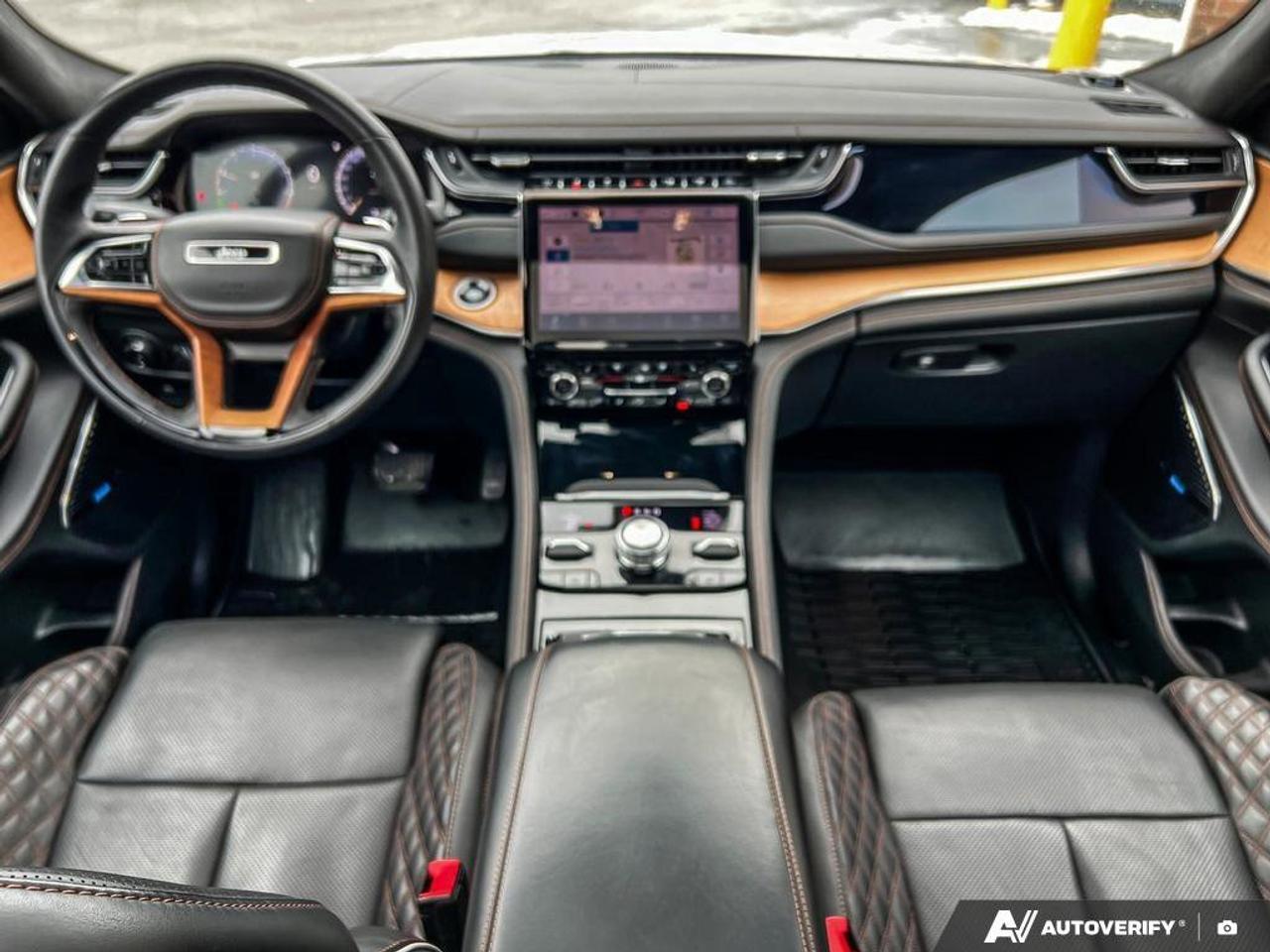 2022 Jeep Grand Cherokee MOONROOF   NAV   MASSAGE SEATS Photo