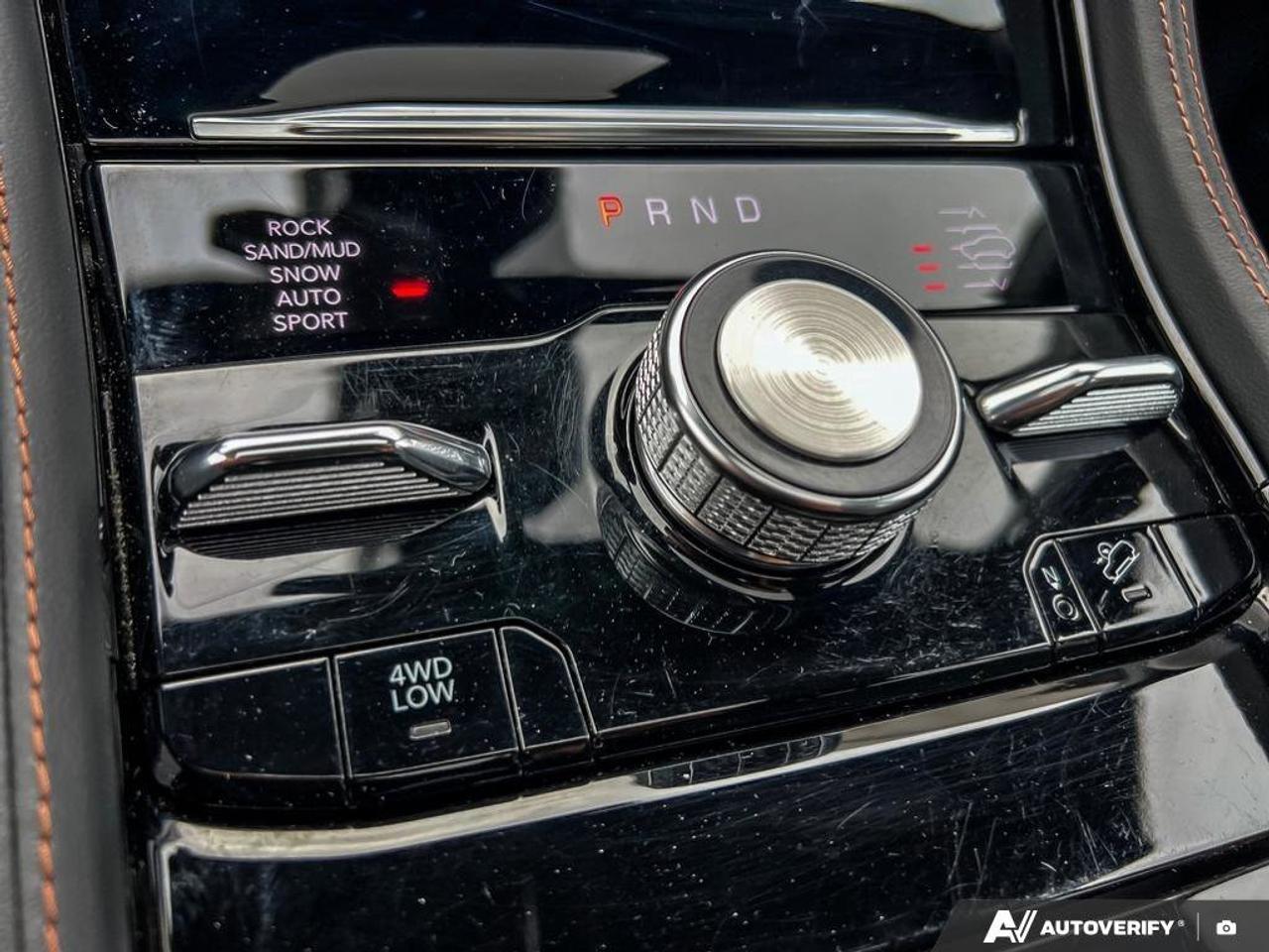 2022 Jeep Grand Cherokee MOONROOF   NAV   MASSAGE SEATS Photo