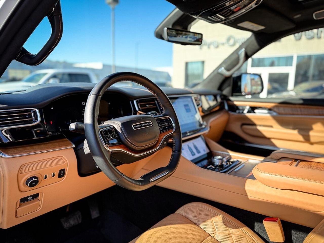 2025 Jeep Grand Wagoneer L Series III   SERIES 3   HEAVY DUTY TOW PKG   DUAL Photo