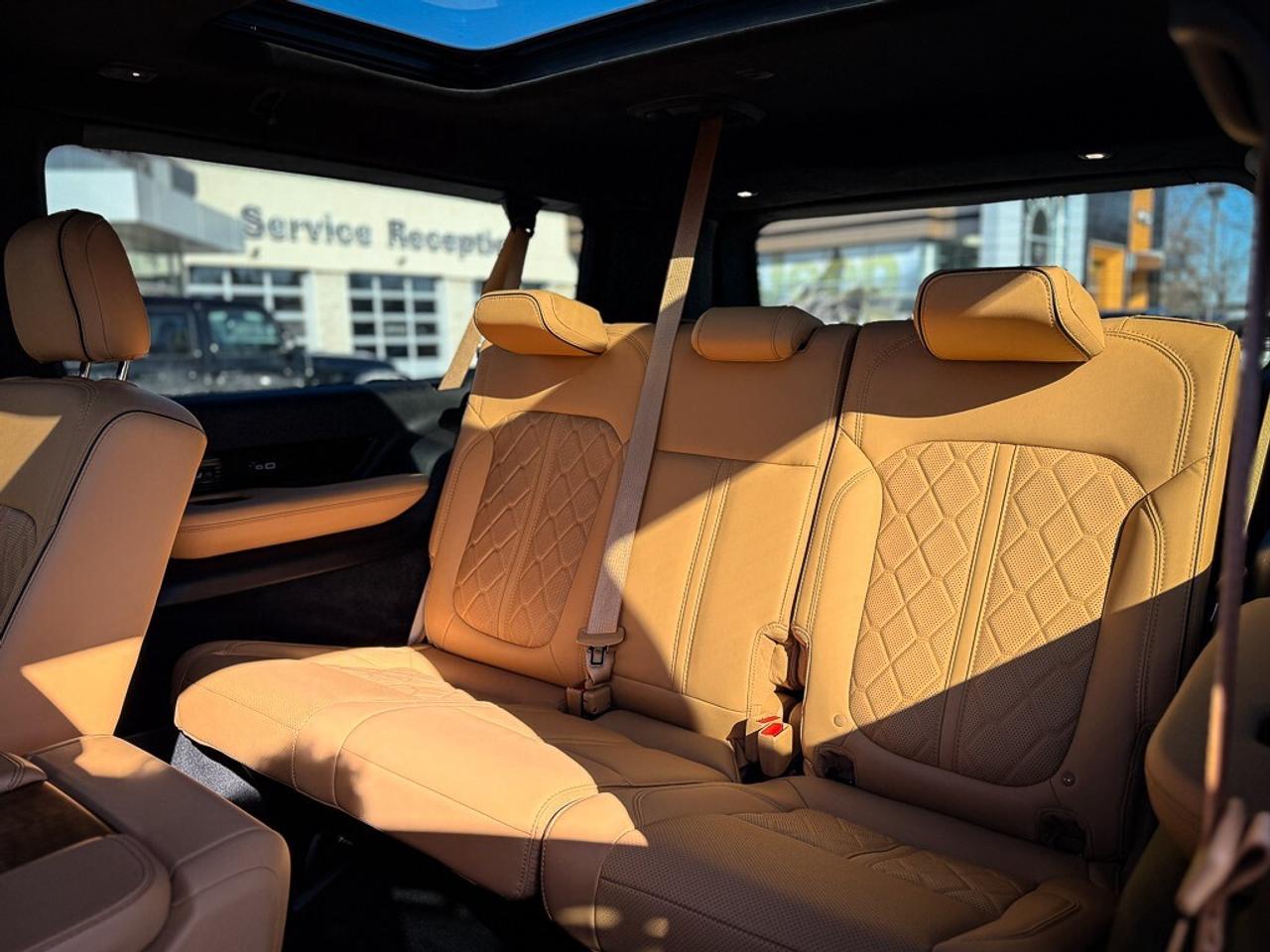 2025 Jeep Grand Wagoneer L Series III   SERIES 3   HEAVY DUTY TOW PKG   DUAL Photo