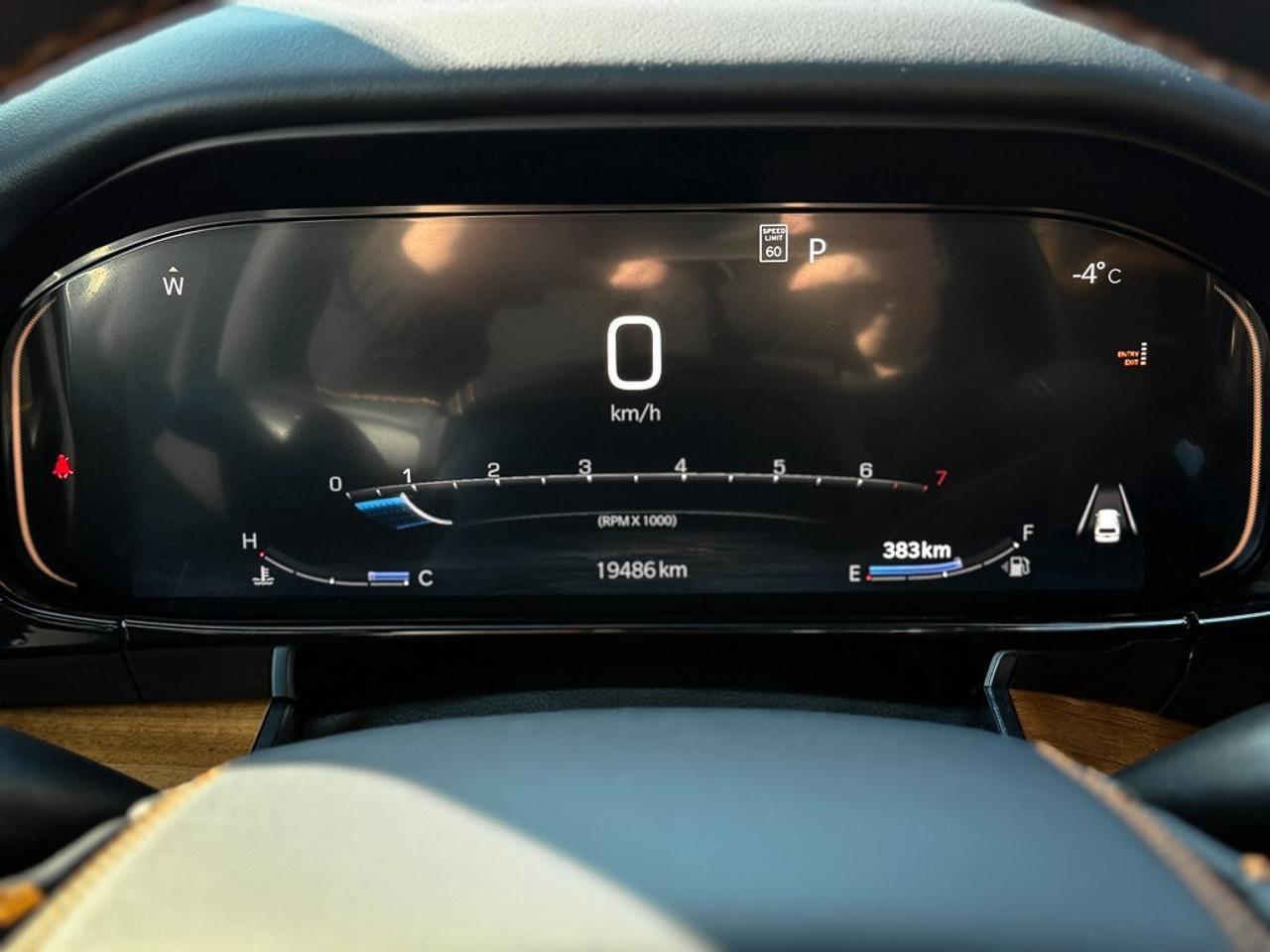 2025 Jeep Grand Wagoneer L Series III   SERIES 3   HEAVY DUTY TOW PKG   DUAL Photo