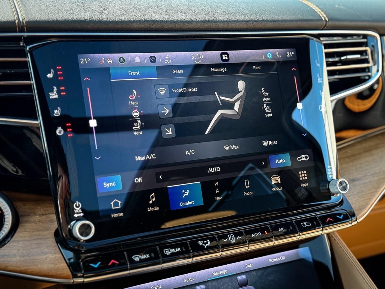 2025 Jeep Grand Wagoneer L Series III   SERIES 3   HEAVY DUTY TOW PKG   DUAL Photo