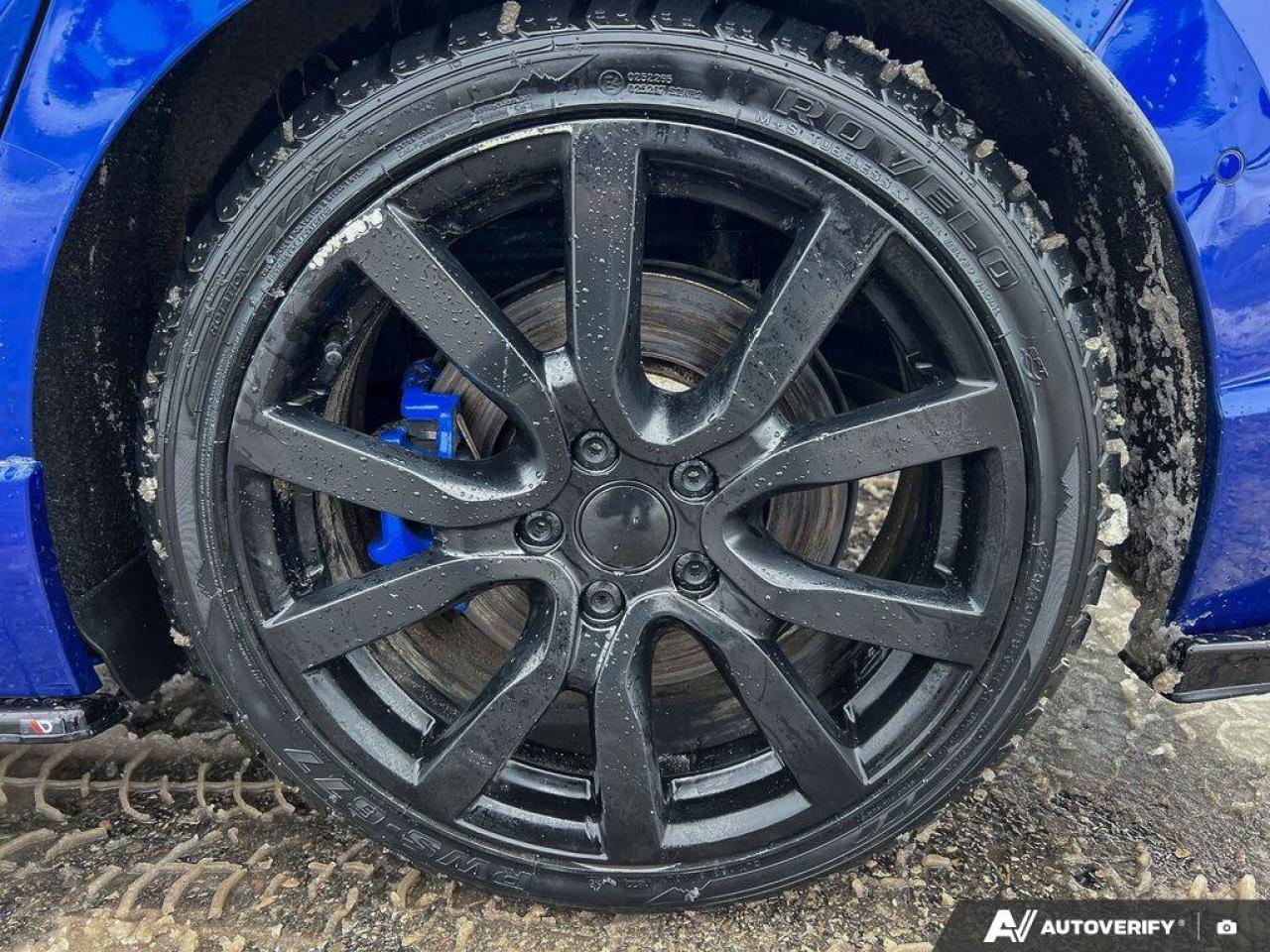 2024 Volkswagen Golf R ONE OWNER   SNOW TIRES   6 SPD MAN ONE OWNER   S Photo