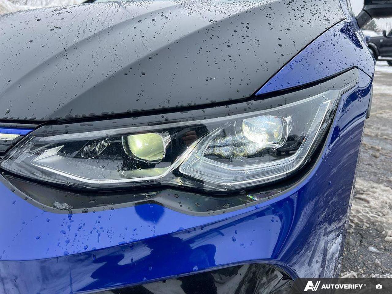 2024 Volkswagen Golf R ONE OWNER   SNOW TIRES   6 SPD MAN Photo