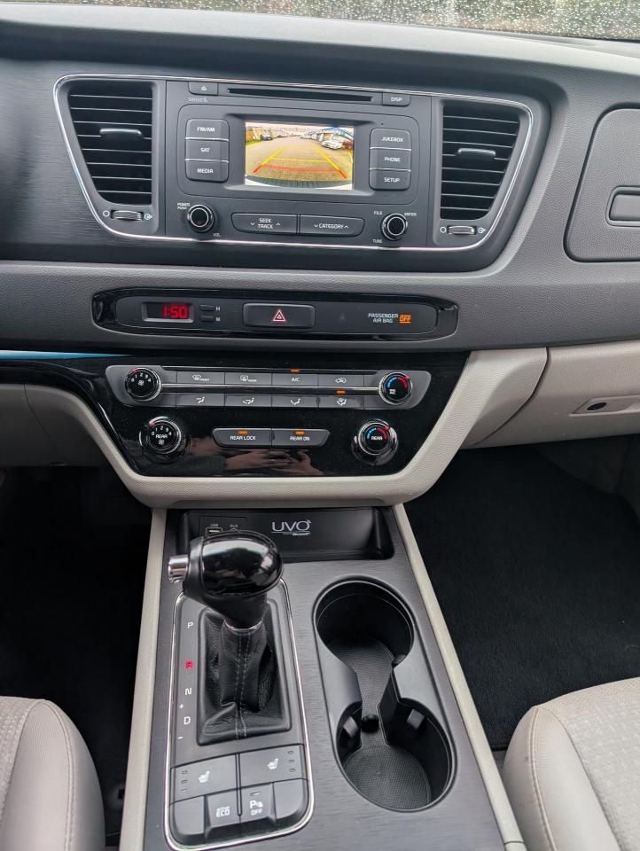 2016 Kia Sedona 4DR WGN LX Photo