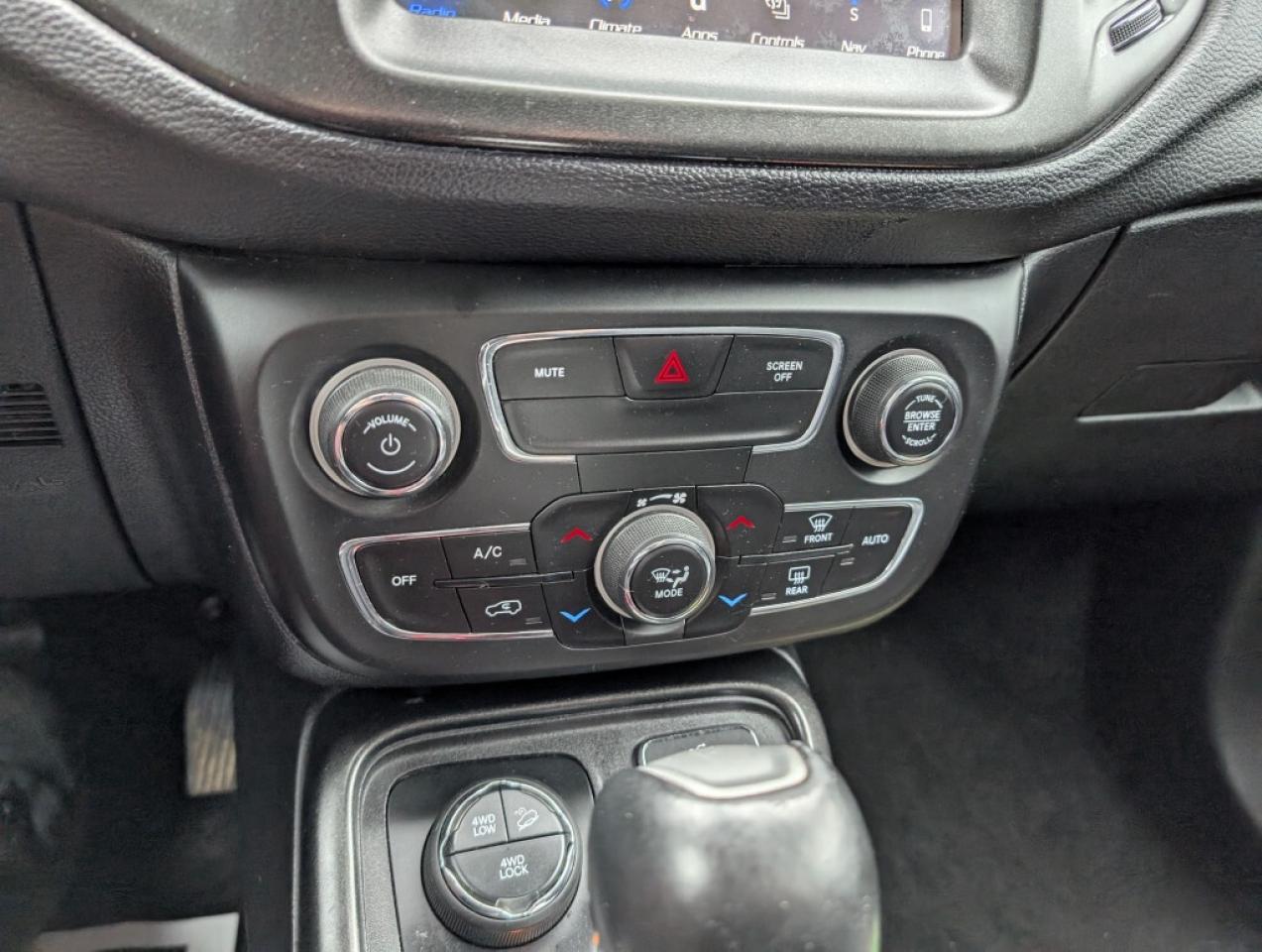 2018 Jeep Compass Trailhawk   NAVI  HTD SEATS & STEERING   CAMERA Photo