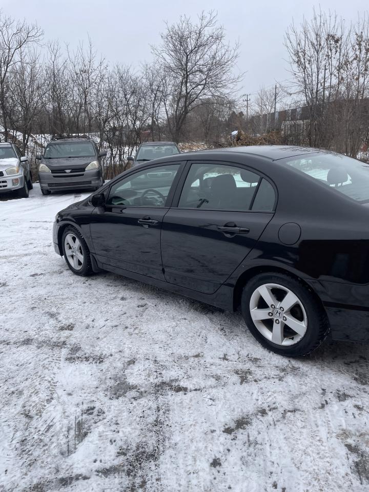 2009 Honda Civic 4dr Auto Sport sunroof alloys ac low km Photo