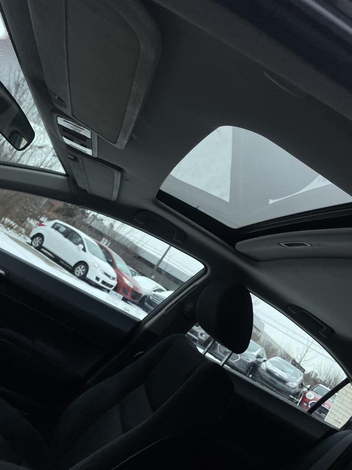 2009 Honda Civic 4dr Auto Sport sunroof alloys ac low km Photo