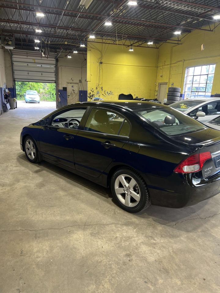 2009 Honda Civic 4dr Auto Sport sunroof alloys ac low km Photo