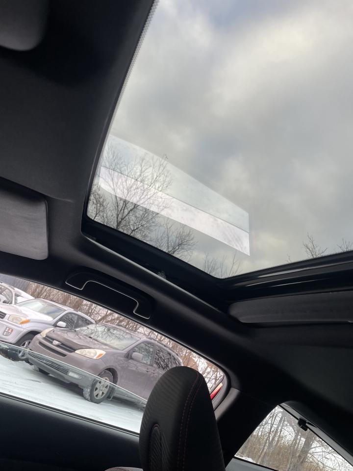 2015 Honda Civic Coupe SI 2dr 6 speed manual  navigation backup camera Photo