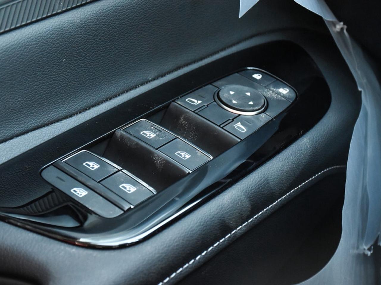 2025 Nissan Murano SV   Leather   Nav   Adaptive Cruise   CarPlay   A Photo