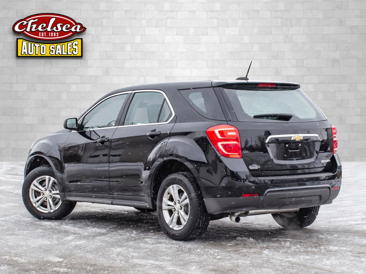 2016 Chevrolet Equinox LS 2WD Photo