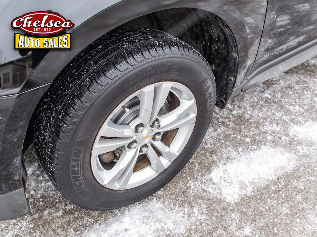 2016 Chevrolet Equinox LS 2WD Photo