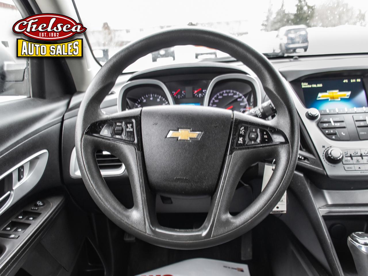 2016 Chevrolet Equinox LS 2WD Photo