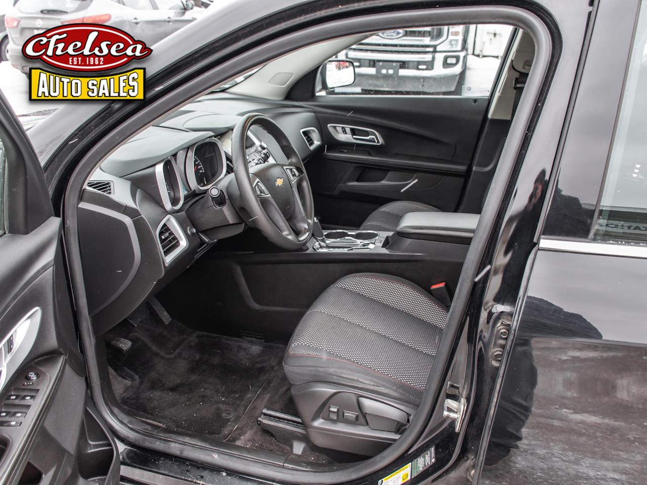 2016 Chevrolet Equinox LS 2WD Photo