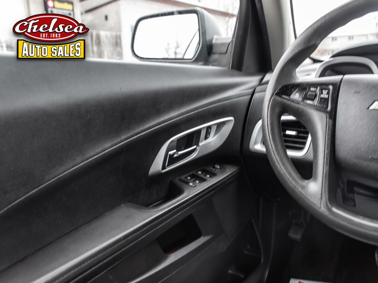 2016 Chevrolet Equinox LS 2WD Photo