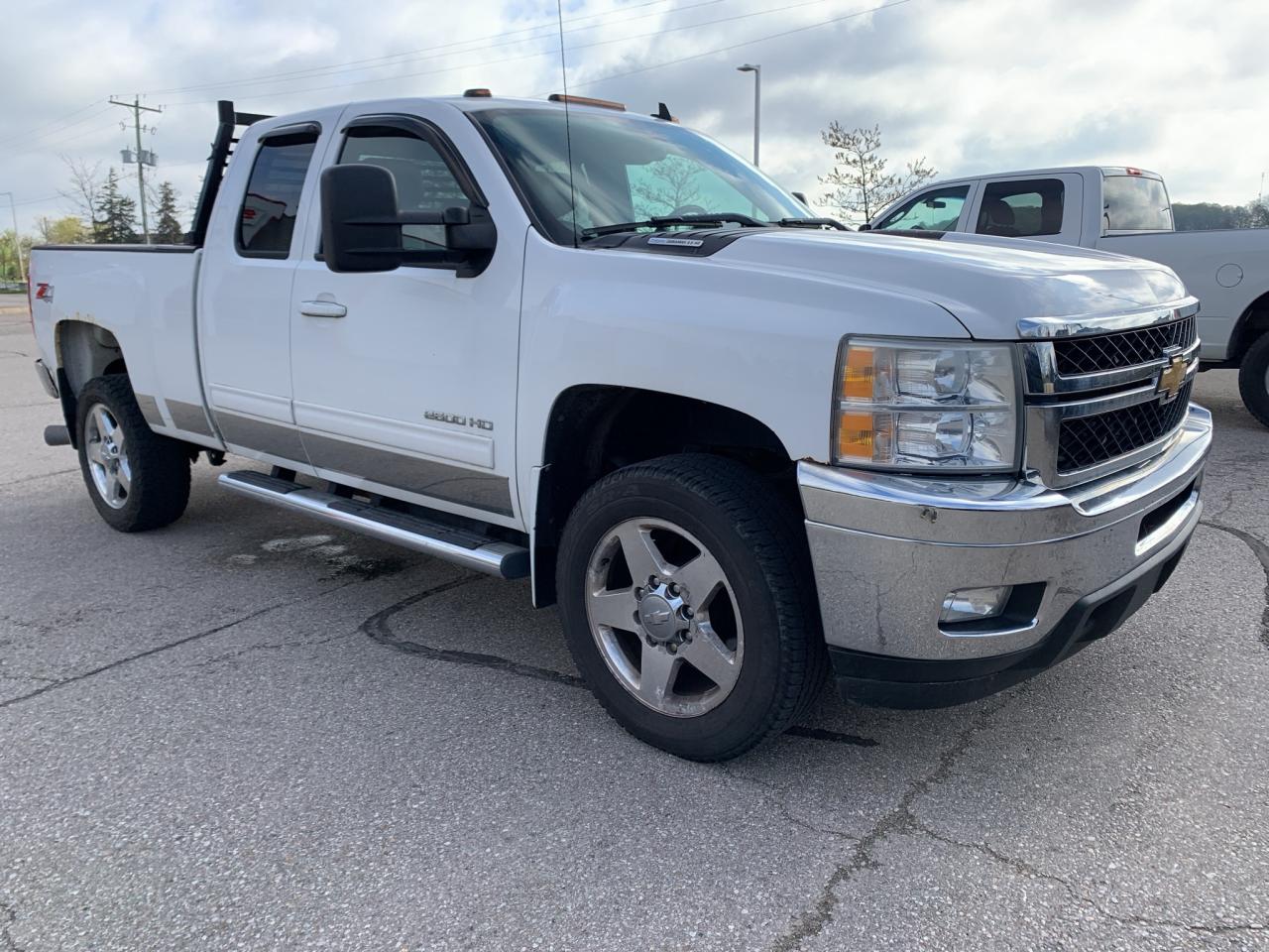 2011 Chevrolet SILVERADO 2500HD 4WD Ext Cab 143.5  LTZ DURAMAX DIESEL Photo