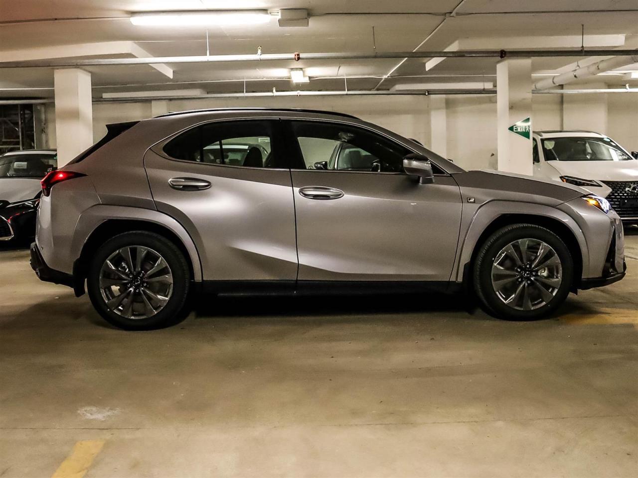 2025 Lexus UX UX 300h CVT Photo2