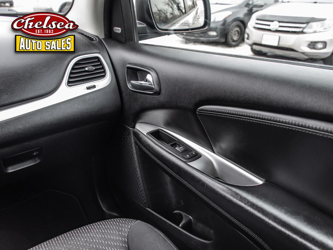 2016 Dodge Journey SXT Photo