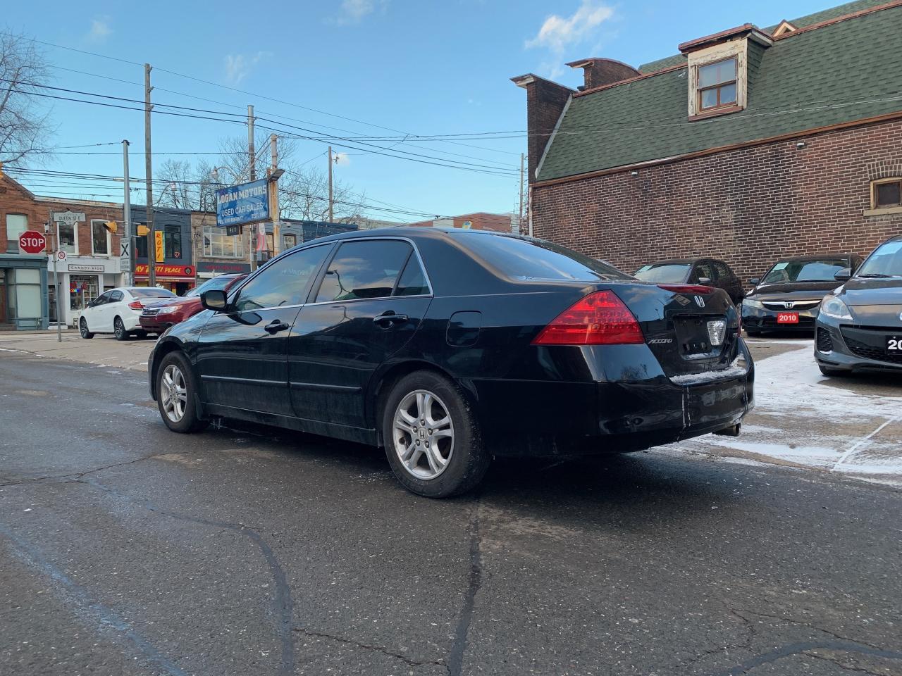 2007 Honda Accord 4dr I4 AT SE Photo