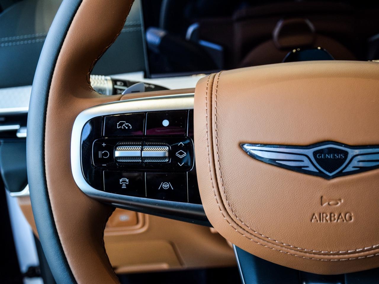2025 Genesis GV80 3.5T Prestige AWD 7P   Manager Used Demonstrator Photo