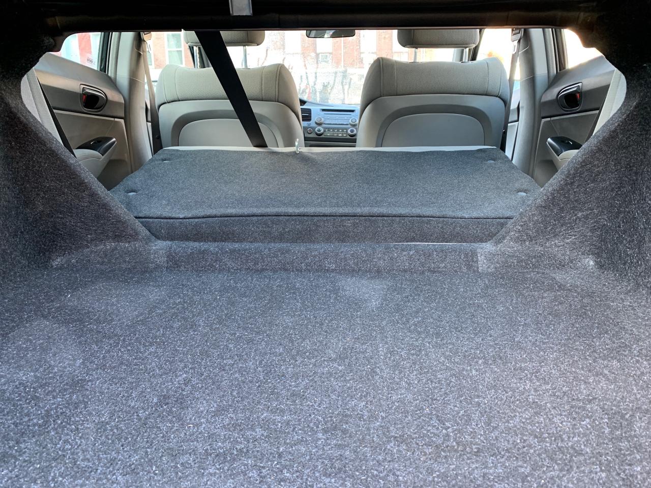 2010 Honda Civic 4dr Auto DX-G Photo