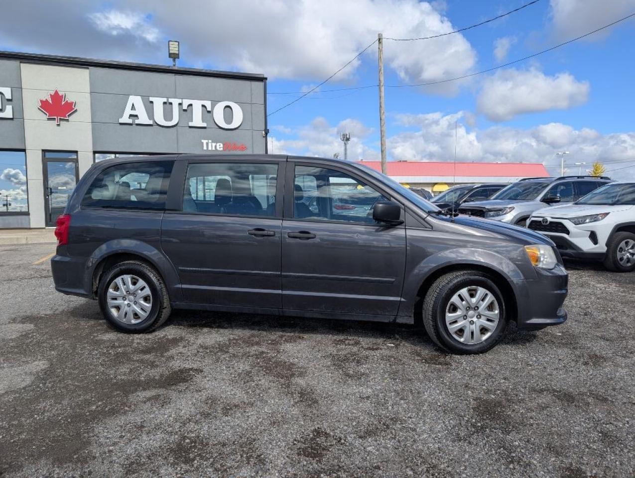 2017 Dodge Grand Caravan CANADA VALUE PACKAGE Photo