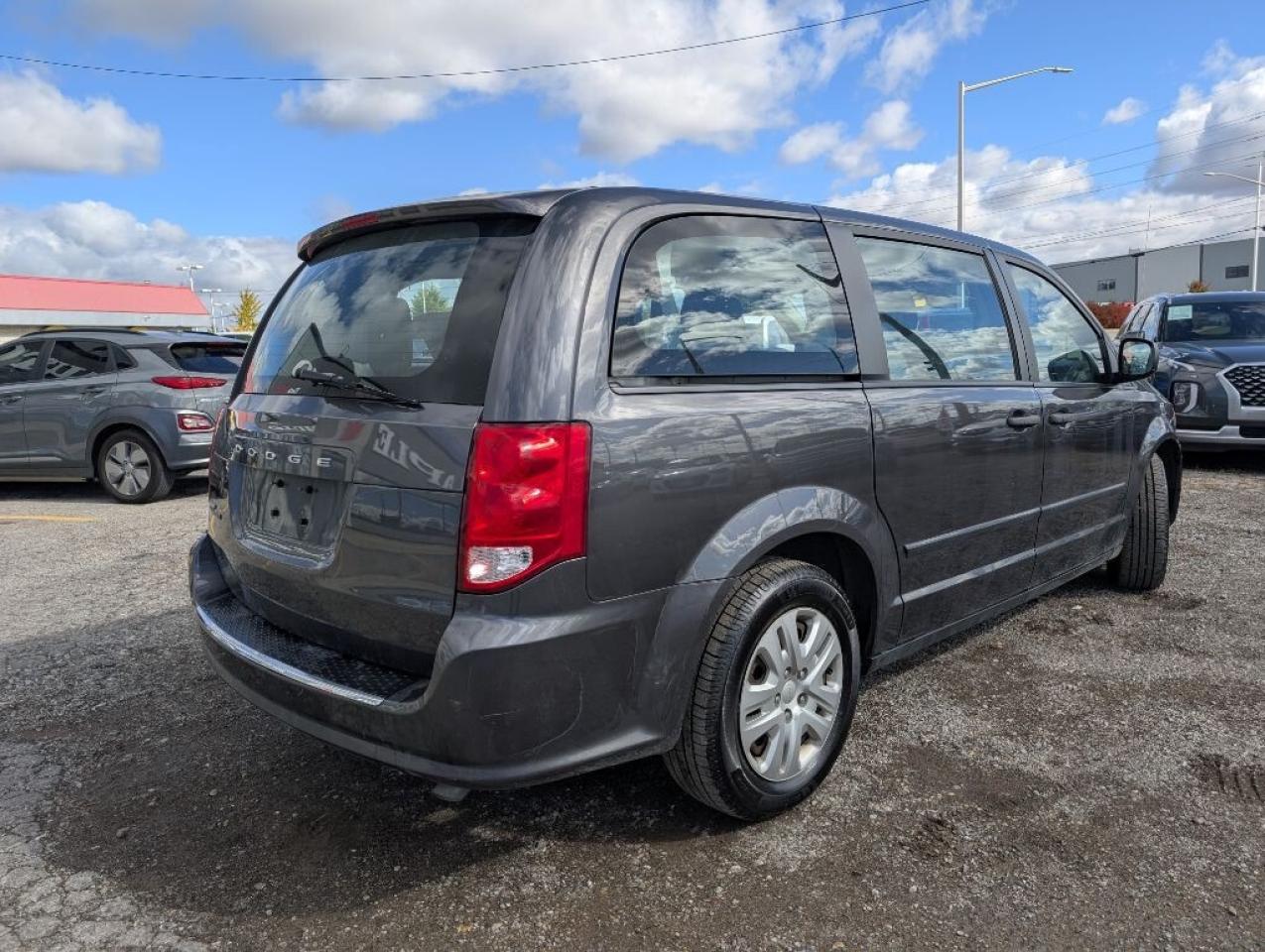 2017 Dodge Grand Caravan CANADA VALUE PACKAGE Photo