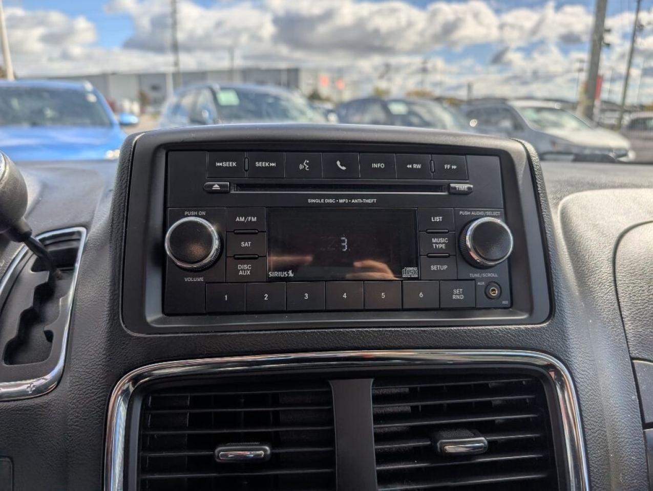 2017 Dodge Grand Caravan CANADA VALUE PACKAGE Photo