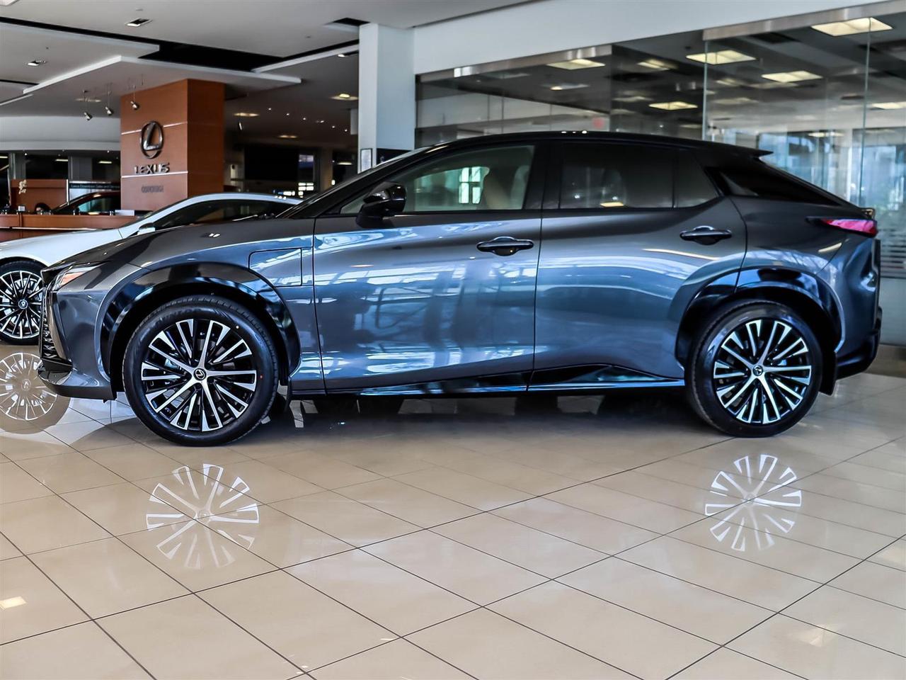 2025 Lexus RZ RZ 450e AWD Photo3